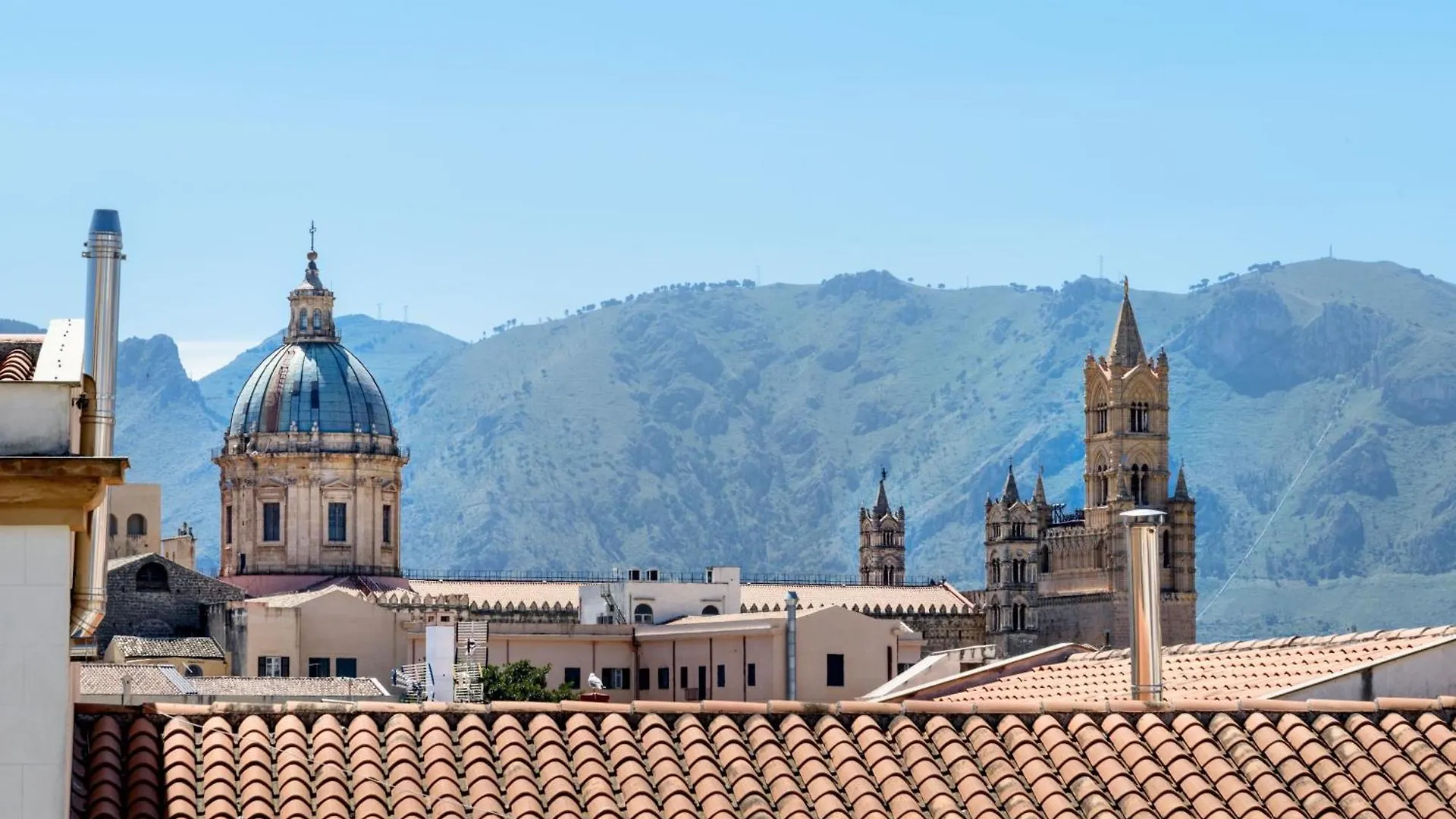 Wohnung Mit Herrlichem Blick Auf Die Kathedrale Palermo Apartment