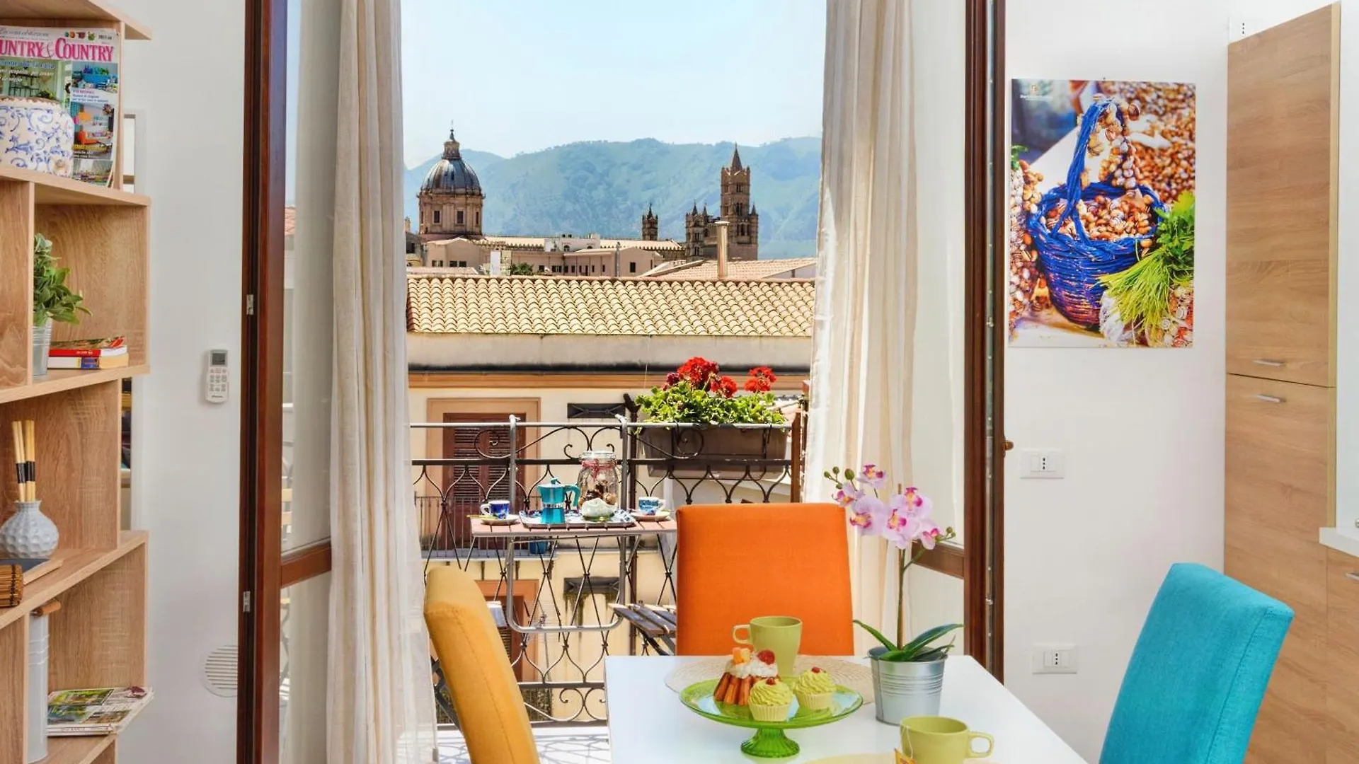 Wohnung Mit Herrlichem Blick Auf Die Kathedrale Palermo 0*,  Italy